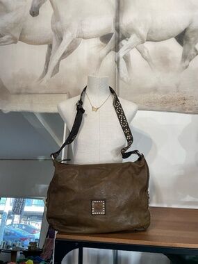 Campomaggi Nada Crossbody Bag in Verde Militare